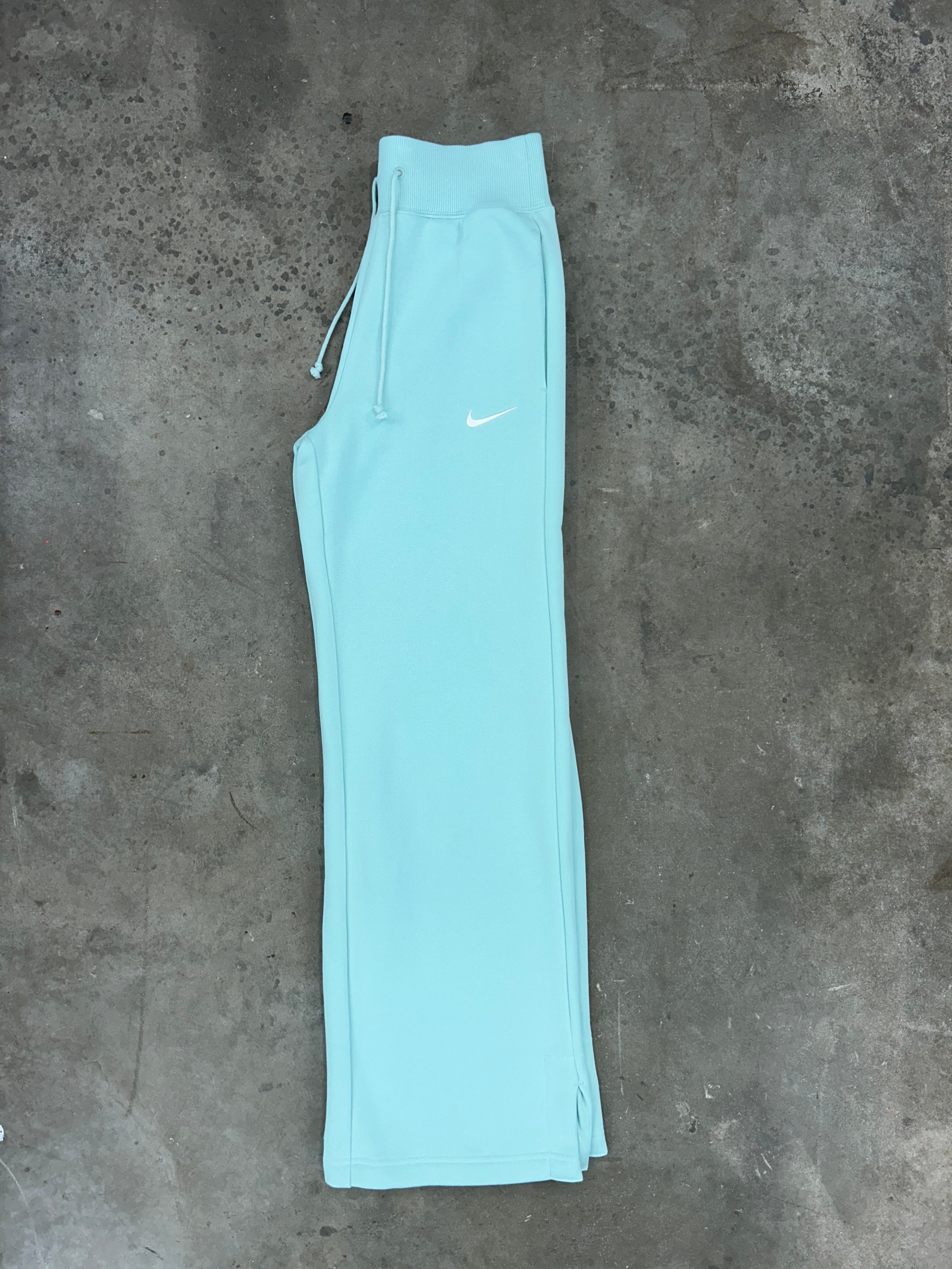 Nike Wide Leg Joggers - Mint